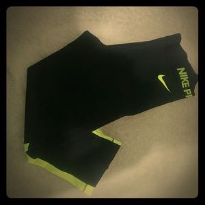 Nike pro women's large leggings